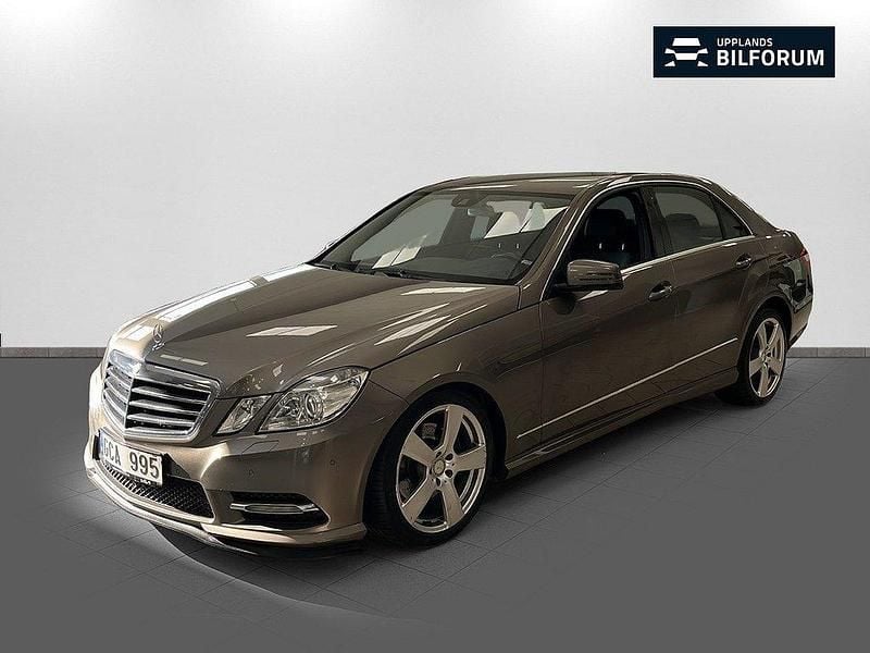 Mörkgrå Begagnad 2012 Mercedes E220 Avantgarde Sedan | 119 000 kr (Marknadspris) - Bild 1/4