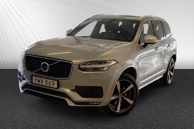 Silver Begagnad 2018 Volvo XC90 R-Design SUV | 459 900 kr (Lite dyr) - Bild 1/4