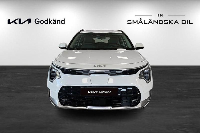 Begagnad Kia e-Niro 150 kW (204 HK) 2022 Vit SUV