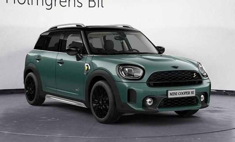 Sage green metallic Begagnad 2022 Mini Cooper Countryman SUV | 269 500 kr (Bra pris) - Bild 1/4