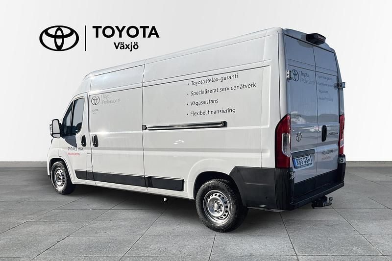 Begagnad Toyota Proace 182 HK (133 kW) 2024 Vit Minibuss