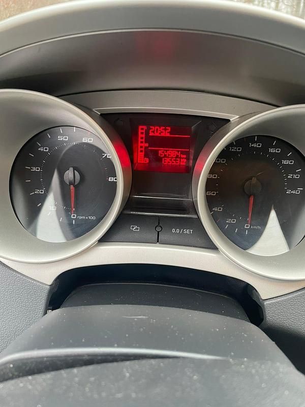 Begagnad Seat Ibiza 105 HK (77 kW) 2012