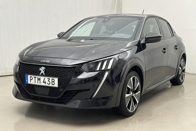 Svart Begagnad 2021 Peugeot e-208 GT Halvkombi | 160 000 kr (Superpris) - Bild 1/4