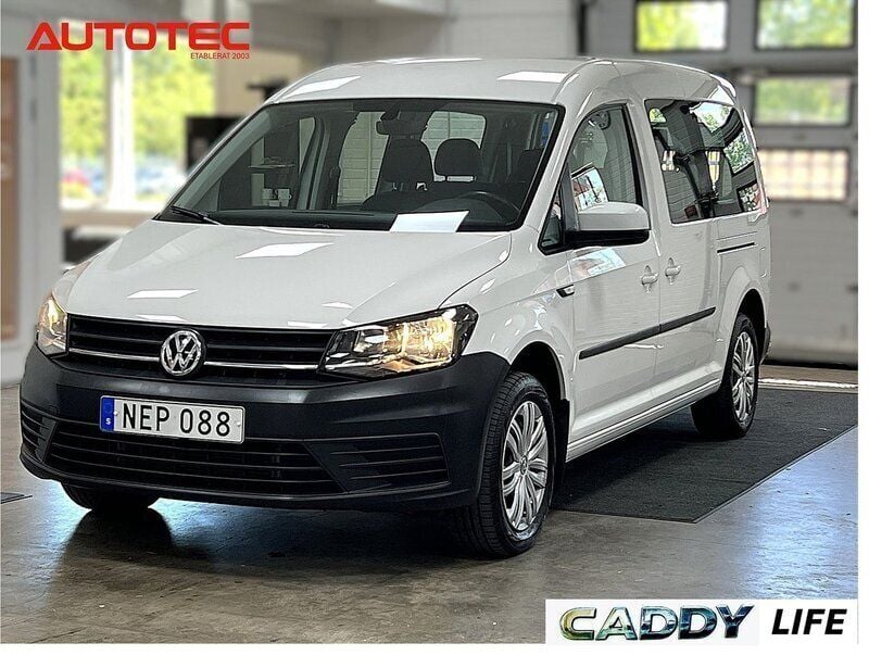 Vit Begagnad 2016 VW Caddy Maxi Life Life Minibuss | 199 500 kr - Bild 1/2