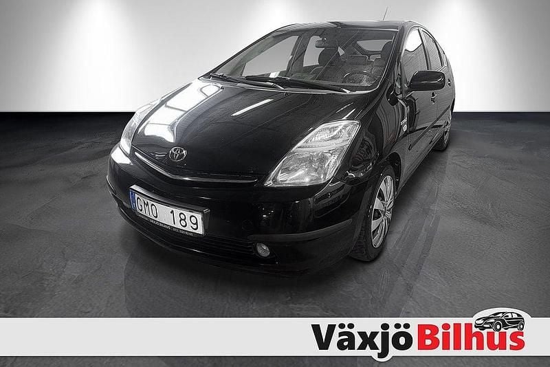 Begagnad Toyota Prius 112 HK (82 kW) 2007 Svart Halvkombi