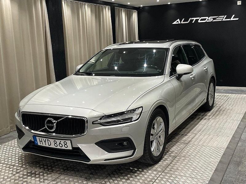 Vit Begagnad 2018 Volvo V60 Kombi | 219 900 kr (Lite dyr) - Bild 1/4