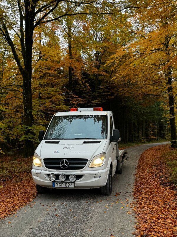 Vit Begagnad 2007 Mercedes Sprinter Van | 169 900 kr - Bild 1/4