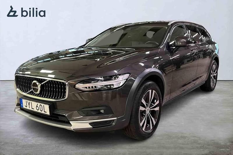Grå Begagnad 2021 Volvo V90 CC Kombi | 419 900 kr (Lite dyr) - Bild 1/1