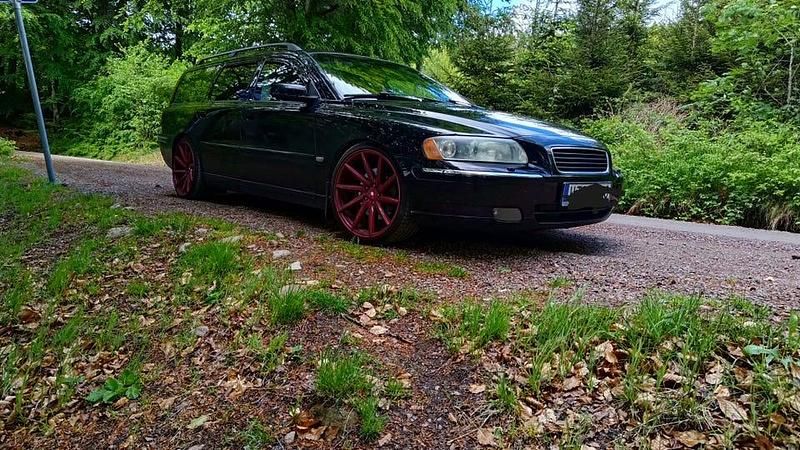 Begagnad 2005 Volvo V70 Summum Kombi | 61 000 kr (Dyr) - Bild 1/3