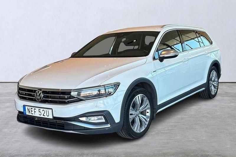 Vit Begagnad 2019 VW Passat Alltrack Kombi | 189 000 kr (Marknadspris) - Bild 1/4