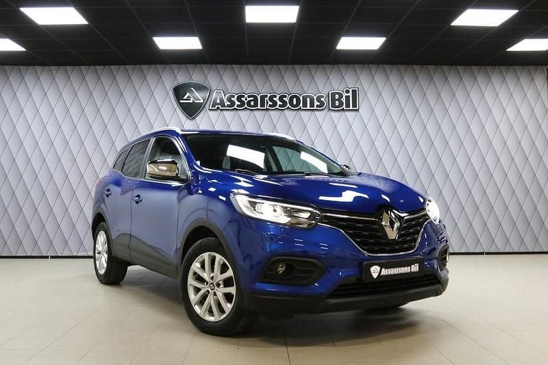 Mörkblå Begagnad 2018 Renault Kadjar SUV | 159 900 kr (Marknadspris) - Bild 1/4