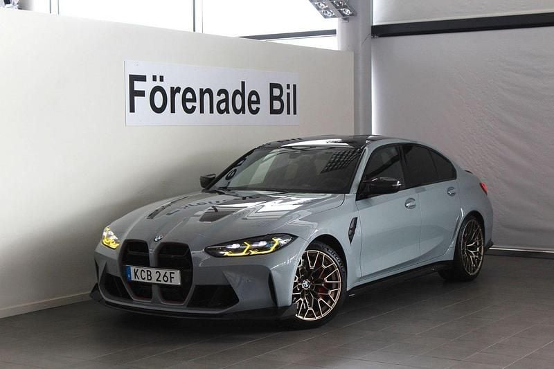 Grå Begagnad 2023 BMW 550 Comfort Edition Sedan | 1 289 000 kr - Bild 1/4