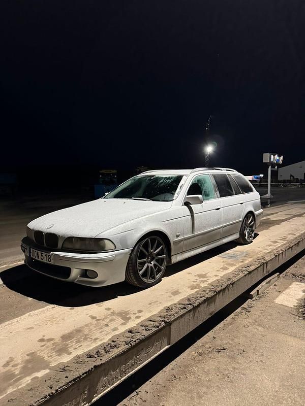 Begagnad 2004 BMW 525 Kombi | 28 000 kr - Bild 1/4