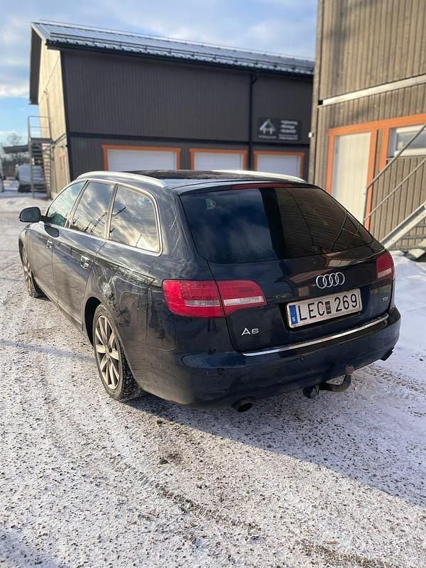 Begagnad Audi A6 170 HK (125 kW) 2011 Kombi