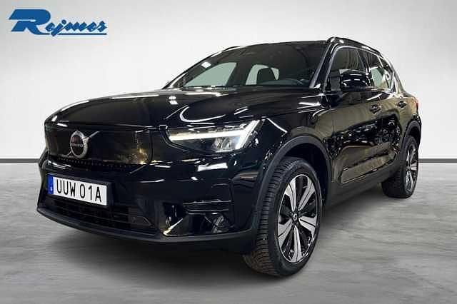Svart Begagnad 2023 Volvo XC40 Core SUV | 339 900 kr - Bild 1/4