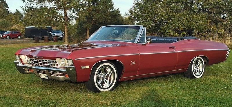 Röd Begagnad 1966 Chevrolet Impala cabriolet Cab | 249 000 kr - Bild 1/4