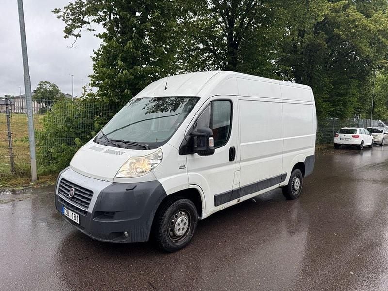 Vit Begagnad 2014 Fiat Ducato Van | 49 900 kr (Superpris) - Bild 1/4