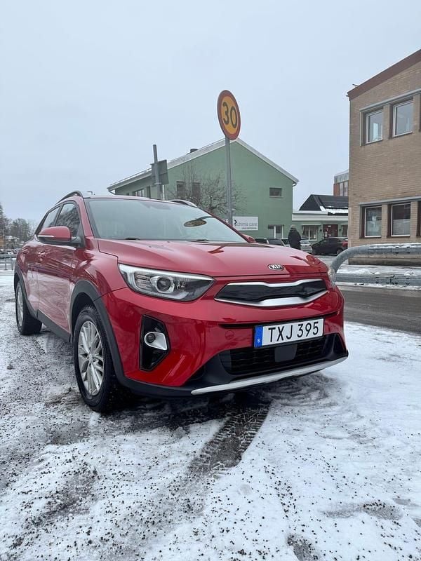 Begagnad 2018 Kia Stonic SUV | 119 000 kr (Bra pris) - Bild 1/4