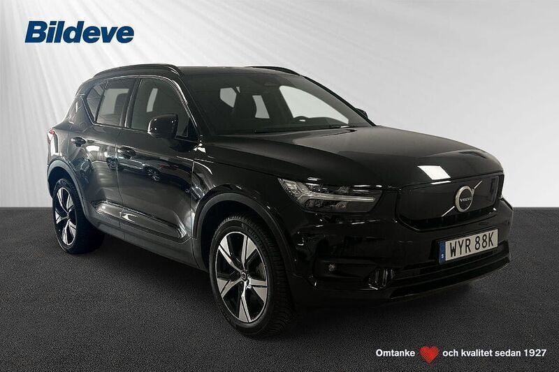 Svart Begagnad 2022 Volvo XC40 Pro SUV | 349 900 kr - Bild 1/4