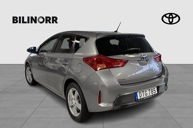 Begagnad Toyota Auris 2014 Brun