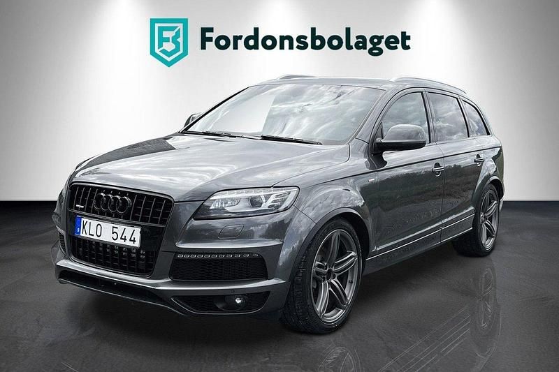 Grå Begagnad 2011 Audi Q7 S-Line SUV | 139 900 kr - Bild 1/4