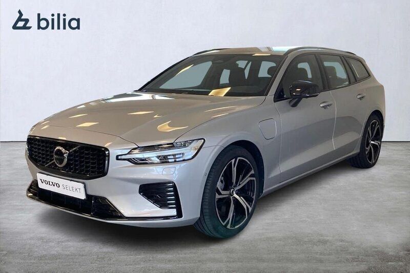 Silver Begagnad 2024 Volvo V60 Plus Kombi | 519 900 kr (Lite dyr) - Bild 1/3