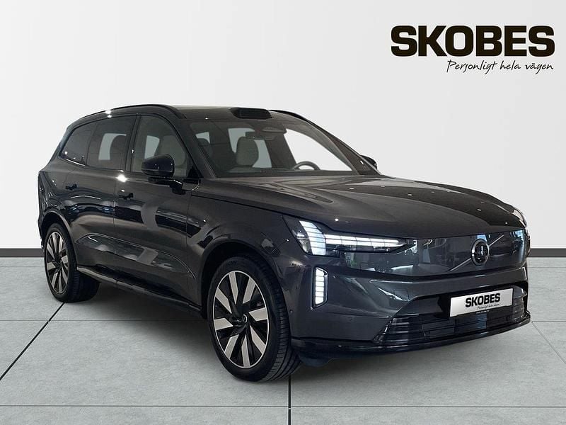 Grå Ny 2025 Volvo EX90 Ultra SUV | 1 150 600 kr (Dyr) - Bild 1/3