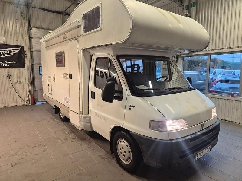 Begagnad Fiat Ducato 128 HK (94 kW) 2001 Vit Van