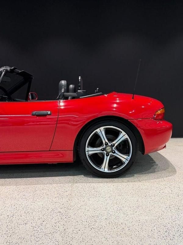 Begagnad BMW Z3 M Sport 140 HK (102 kW) 1996 Röd Cab