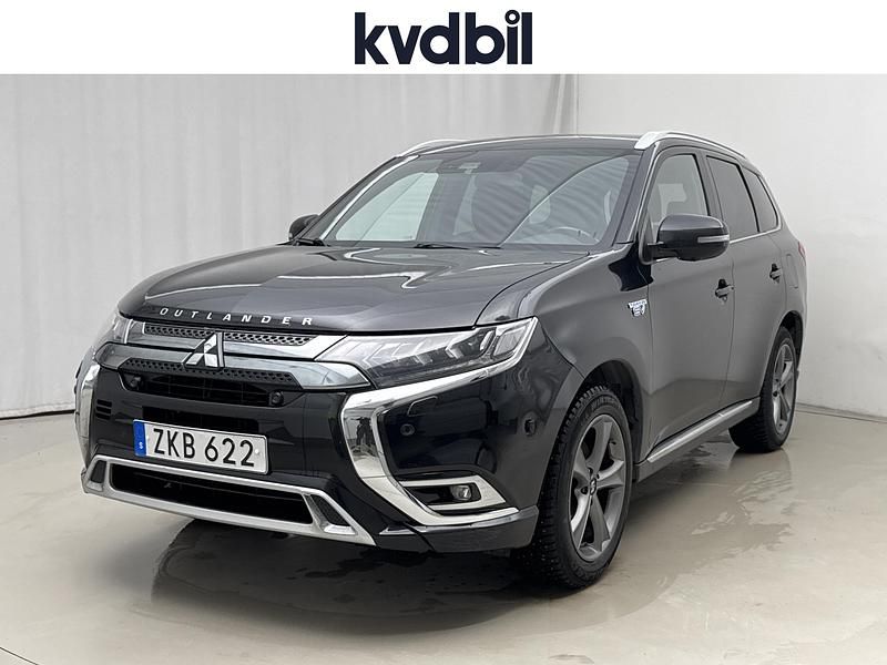 Svart Begagnad 2019 Mitsubishi Outlander P-HEV | 139 000 kr (Marknadspris) - Bild 1/3