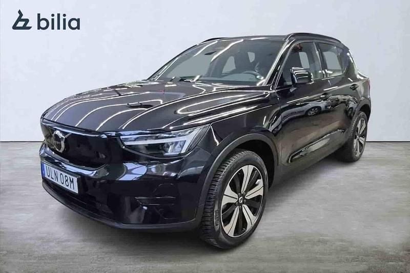 Begagnad Volvo XC40 Single Motor 175 kW (238 HK) 2023 Svart SUV