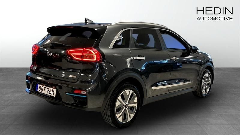 Begagnad Kia e-Niro Advance 150 kW (204 HK) 2021 Grå SUV
