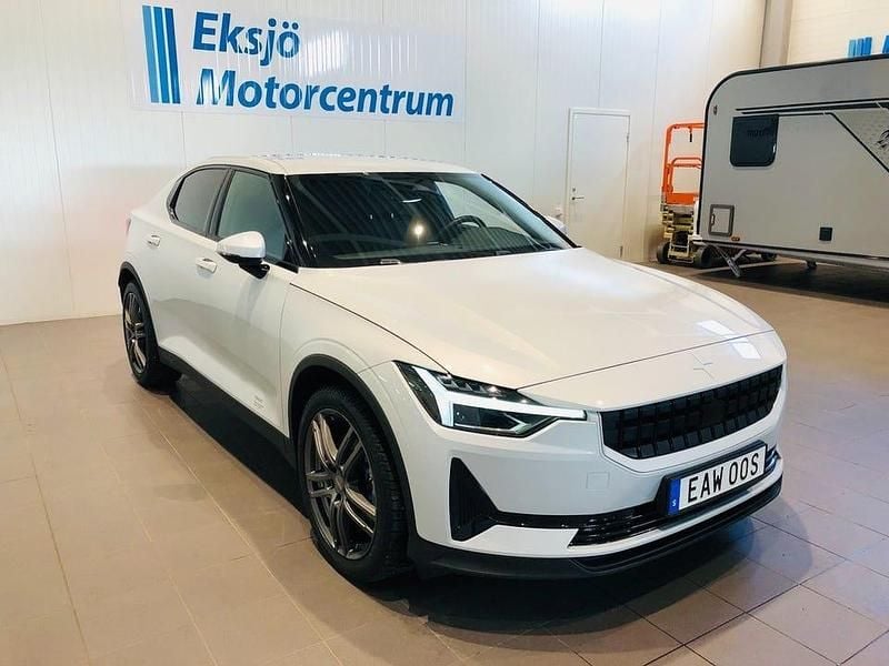 Silver metallic Begagnad 2022 Polestar 2 Long Range Single Motor Halvkombi | 289 900 kr (Marknadspris) - Bild 1/4