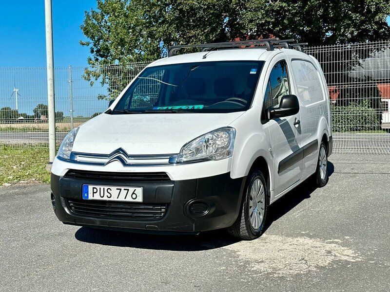 Vit Begagnad 2015 Citroën Berlingo Minibuss | 89 000 kr (Dyr) - Bild 1/4