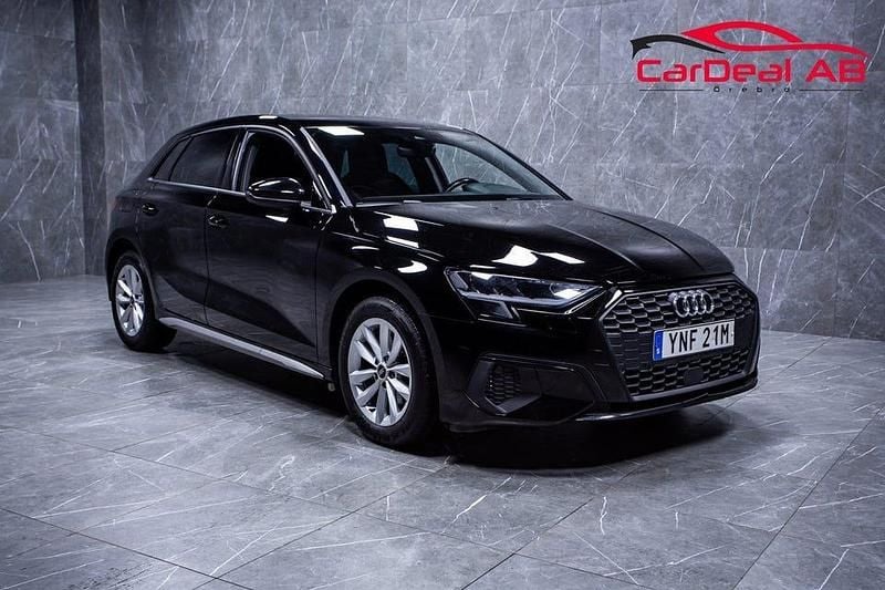 Begagnad Audi A3 Comfort 150 HK (110 kW) 2023 Svart Sedan