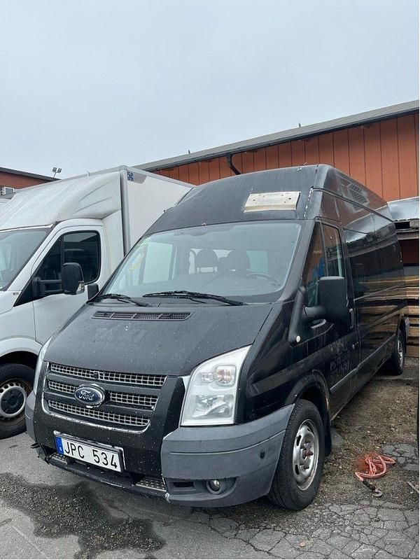 Svart Begagnad 2013 Ford Transit Trend Kombi | 30 000 kr (Bra pris) - Bild 1/1