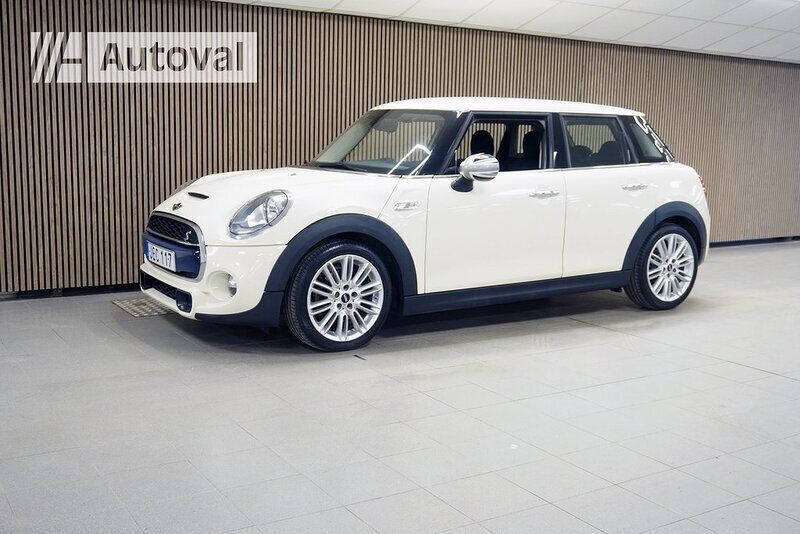 Vit Begagnad 2015 Mini Cooper S Halvkombi | 149 700 kr (Superpris) - Bild 1/4