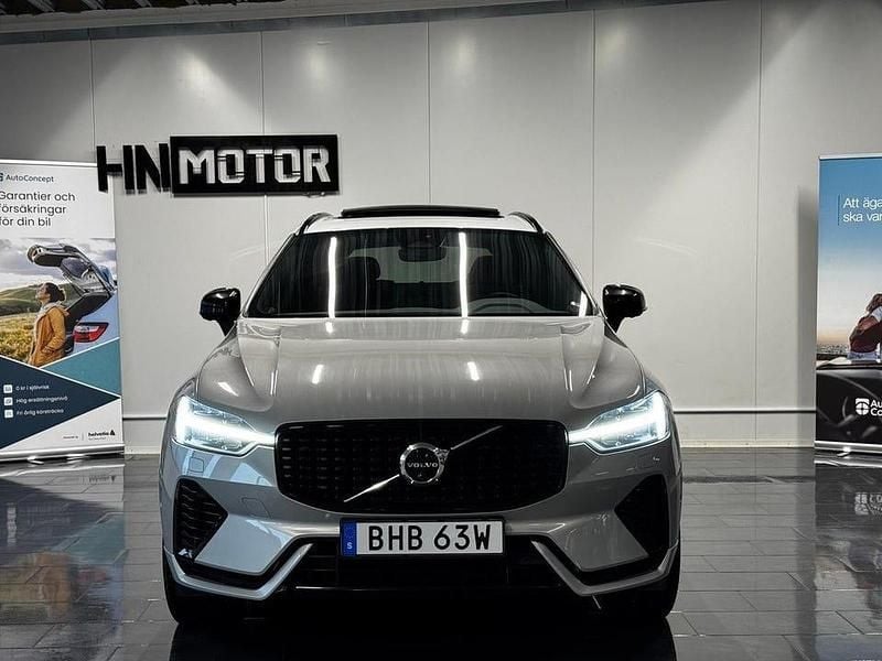 Begagnad Volvo XC60 R-Design 392 HK (288 kW) 2022 Silver SUV