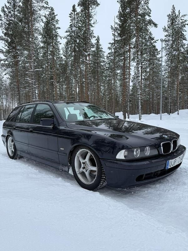 Begagnad BMW 525 192 HK (141 kW) 2004 Kombi