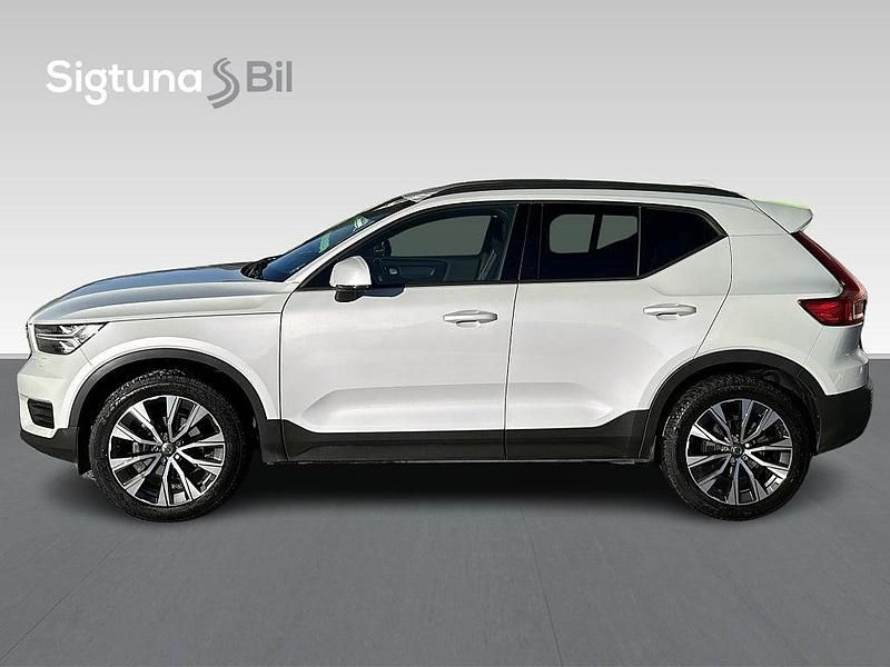 Begagnad Volvo XC40 Kinetic 163 HK (119 kW) 2019 Silver SUV