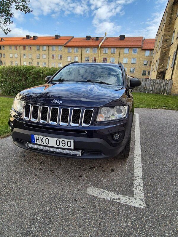 Blå Begagnad 2012 Jeep Compass SUV | 90 000 kr - Bild 1/4