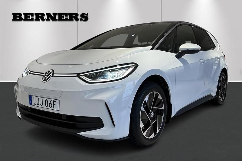 Ny VW ID.3 Pro Performance 239 kW (326 HK) 2026 Vit Halvkombi