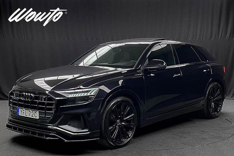 Svart Begagnad 2020 Audi Q8 S-Line SUV | 684 800 kr (Lite dyr) - Bild 1/3