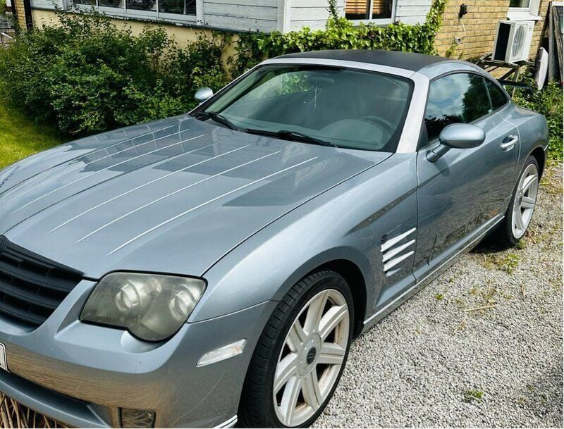 Silver Begagnad 2004 Chrysler Crossfire Sportkupé | 64 500 kr - Bild 1/4