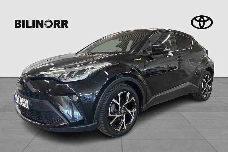 Svart Begagnad 2021 Toyota C-HR Edition SUV | 269 900 kr (Marknadspris) - Bild 1/3