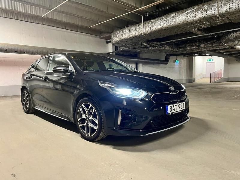 Blackpearl Begagnad 2019 Kia ProCeed Kombi | 185 000 kr (Bra pris) - Bild 1/4