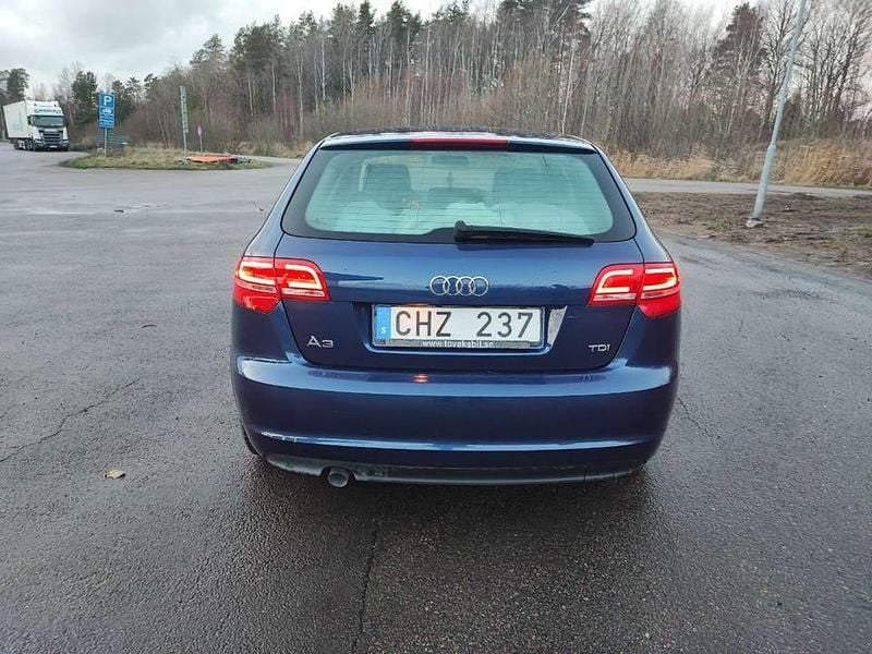 Begagnad 2011 Audi A3 Sportback Halvkombi | 47 900 kr (Bra pris) - Bild 1/4