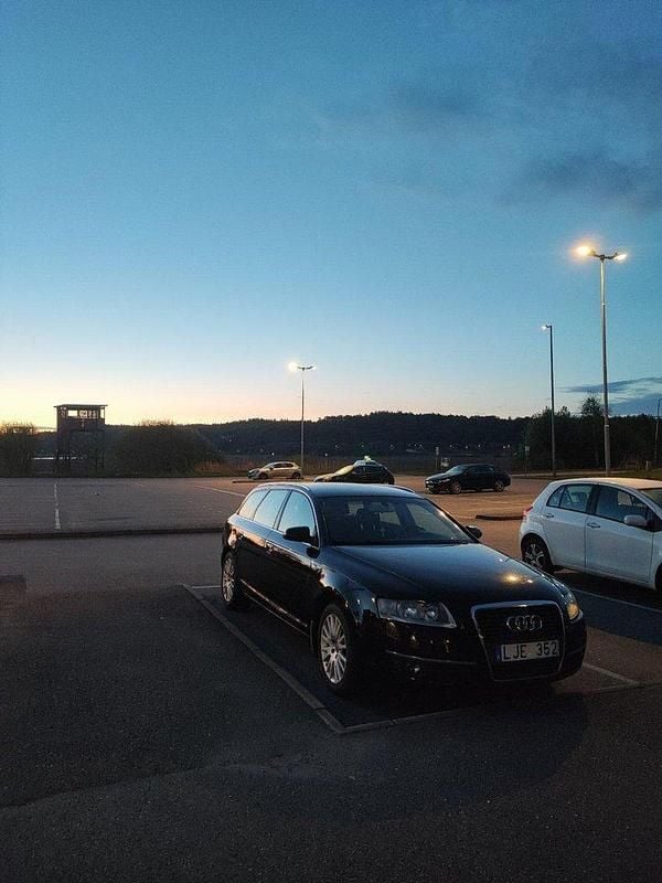 Svart Begagnad 2007 Audi A6 Proline Kombi | 28 000 kr (Marknadspris) - Bild 1/4