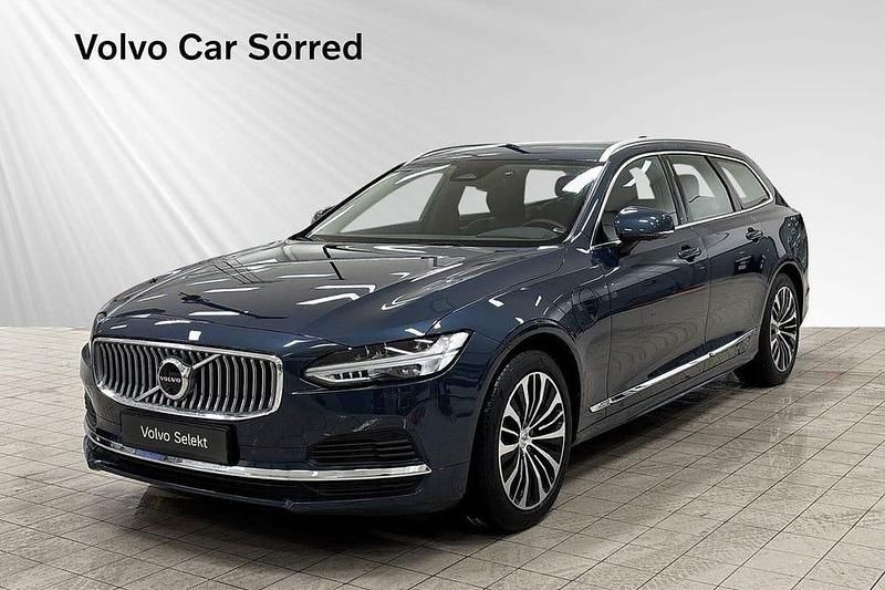 Blå Begagnad 2023 Volvo V90 Core Kombi | 439 900 kr (Marknadspris) - Bild 1/2