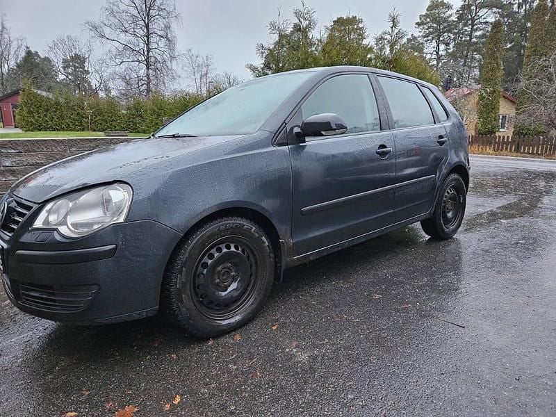 Begagnad 2006 VW Polo Halvkombi | 10 000 kr (Bra pris) - Bild 1/4